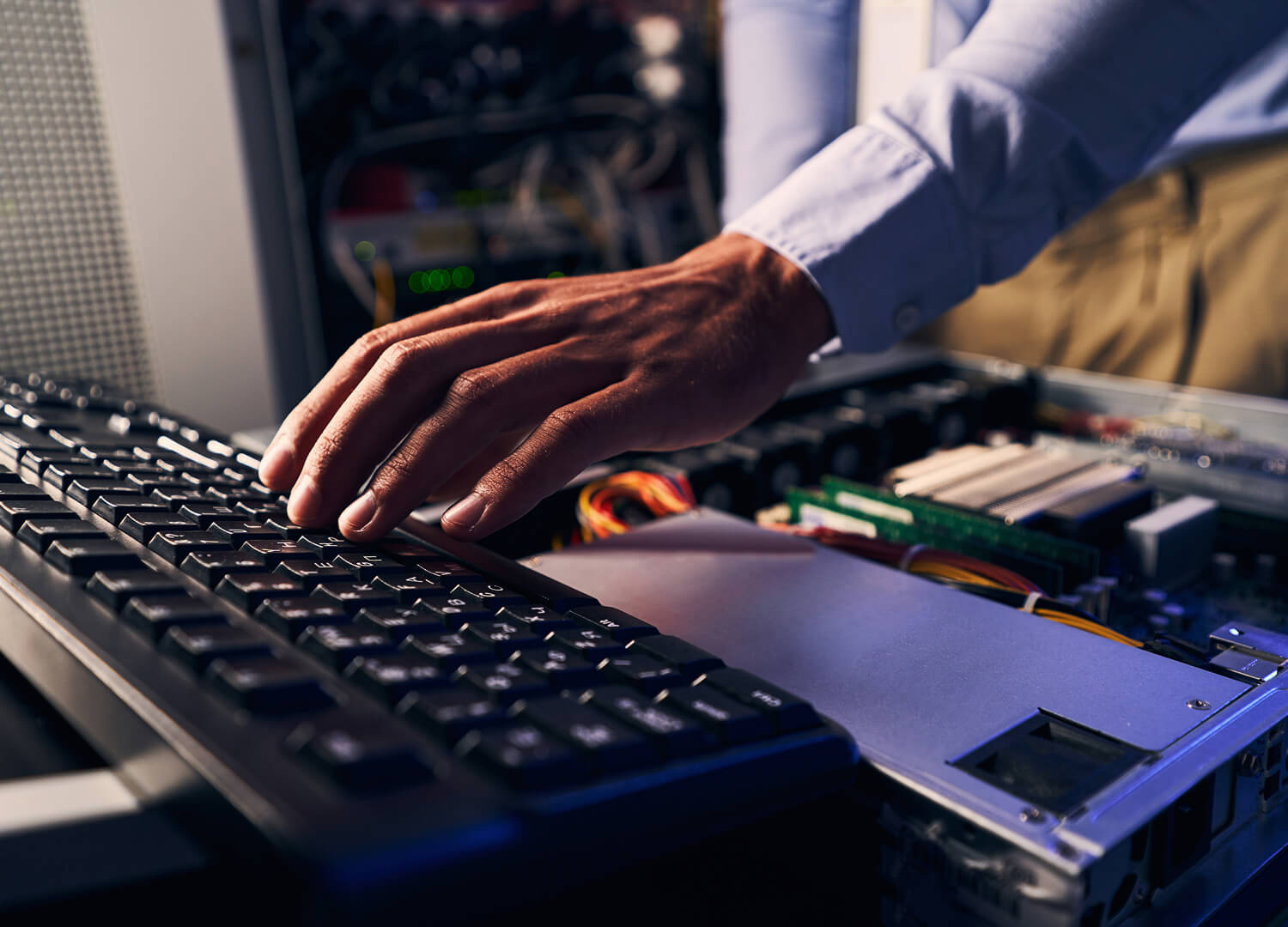 hardware-and-software-services-38