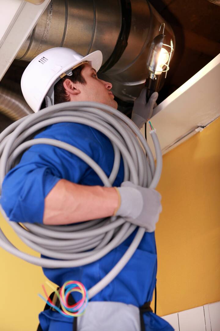 Commercial Electrician Bloomfield Township MI